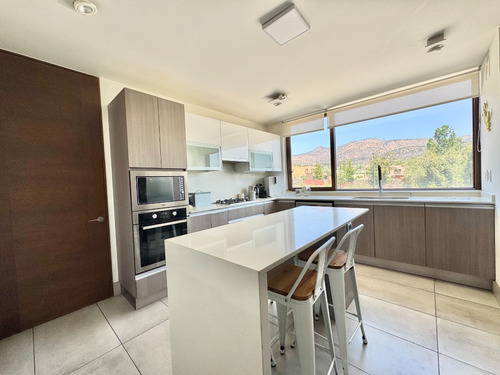 Triplex Con Vista A La Montaña Y Cercano A Colegios