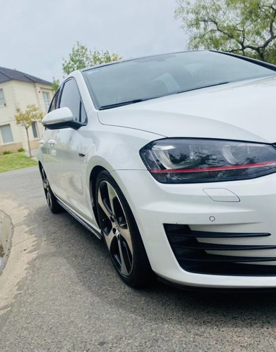 Volkswagen Golf 2.0 Gti Tsi App Connect + Cuero