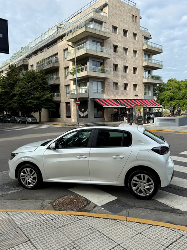 Peugeot 208 1.6 Active