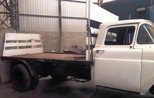 Imagen 2 de 4 de Ford F-600