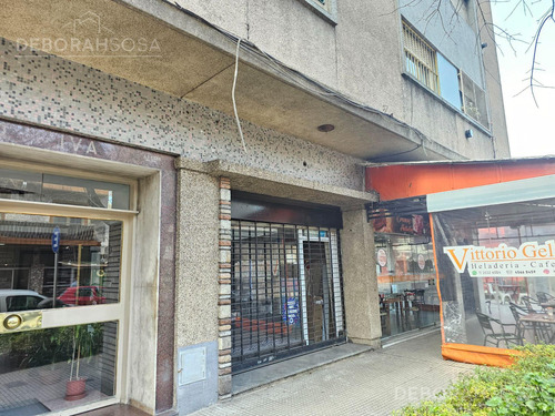 Venta Local En Emilio Lamarca Al 2000