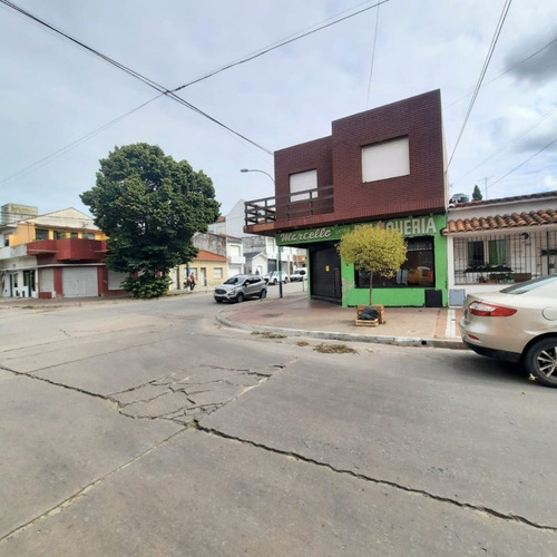 Imagen 4 de 11 de Local En Venta En Esquina