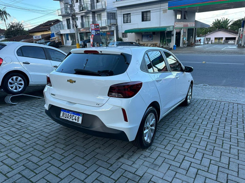 Chevrolet Onix Hatch Lt 1.0 12v Flex 5p Mec