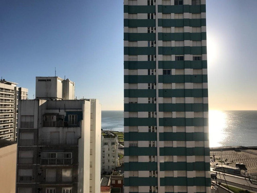 Imagen 15 de 18 de Depto 4 Amb Con Balcon Terraza Zona Centro
