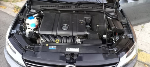 Volkswagen Vento 2.5 Luxury 2013