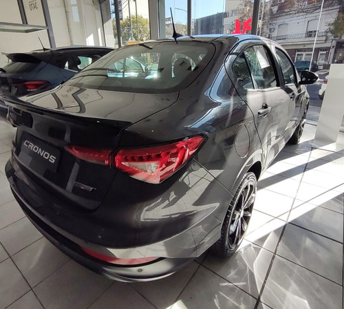 Imagen 3 de 15 de Cronos Precision 1.8 16v Hgt (*dr*)
