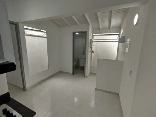 Arriendo Apartaestudio En Los Colores