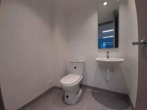 Local En Arriendo En Santa Bárbara. Cod A1038369