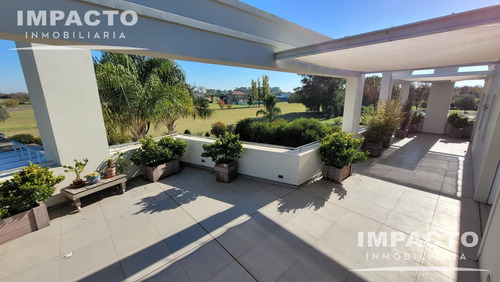 Casa En Venta En Club De Campo Las Cañuelas
