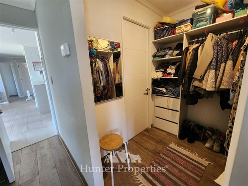 Departamento En Arriendo De 3d Y 2b En Colina, La Reserva.
