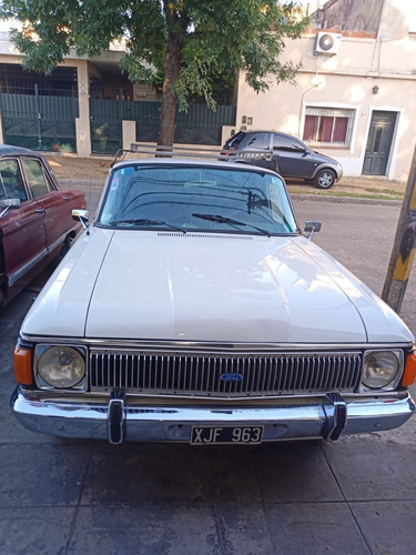 Ford Falcon 81