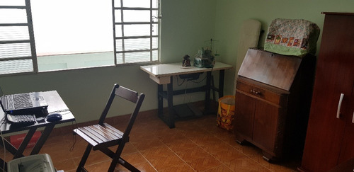 Ref. V1042 - Casa Comercial - Vila Oliveira