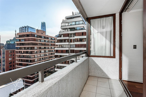 Departamento En Venta De 2 Dorm. En Las Condes