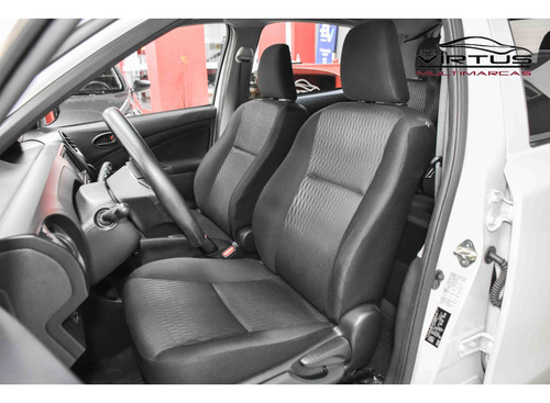 Toyota Etios 1.3 X 16V FLEX 4P AUTOMÁTICO
