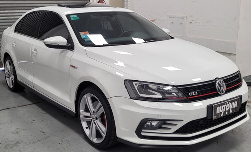 Imagen 3 de 9 de Volkswagen Vento