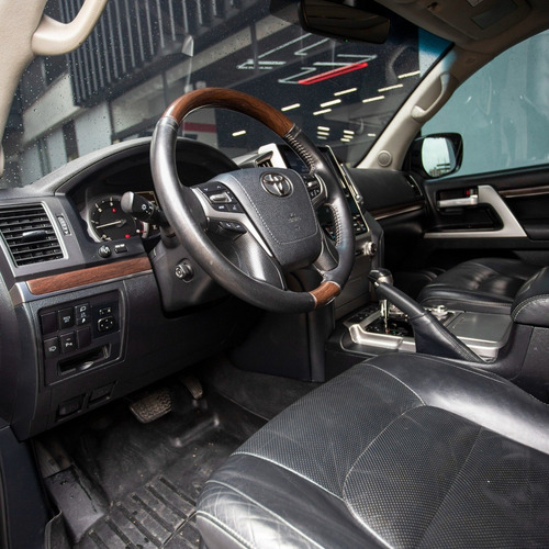 Imagen 15 de 18 de Toyota Land Cruiser Lc200 Vx 4.5