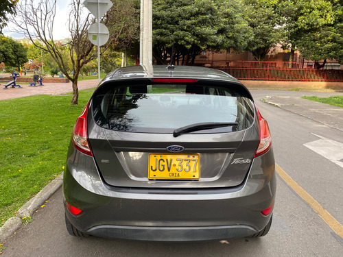Ford Fiesta 1.6 Hatchback Se