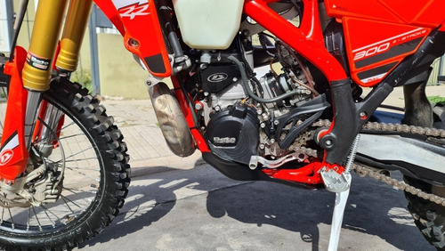 Imagen 8 de 11 de Beta 300rr 2t