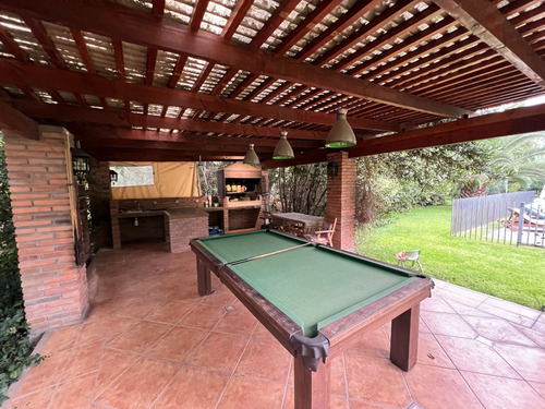 Espectacular Casa En Condominio De Chicureo
