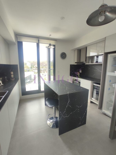 Imagen 9 de 20 de Venta De Apartamento 2 Dormitorios, Playa Mansa, Punta Del Este, Uruguay - Punta Del Este Mansa