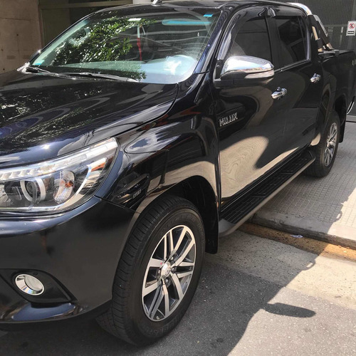 Toyota Hilux 2.8 Cd Srx 177cv 4x4 At 2017