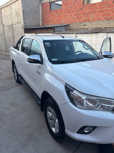 Toyota Hilux Pick-Up 2.8 Cd Srv 177cv 4x4