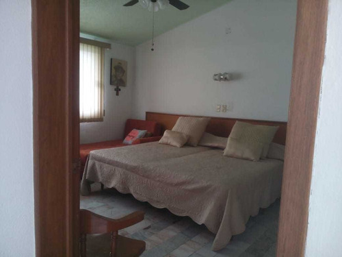 Imagen 12 de 14 de Residencia En Venta Con Jardín Y Alberca