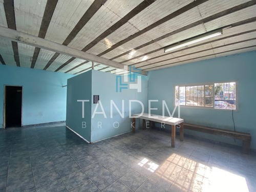 Imagen 5 de 5 de Gran Predio De 2000 M2 Con Galpon De 700 M2 Sobre Av. Peron A Mts Ramal Escobar