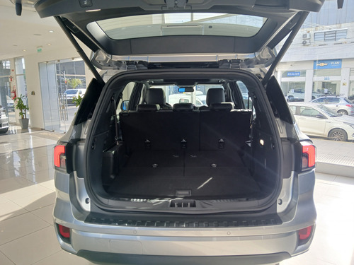 Ford Everest 2.3 Gtdi Titanium 4X4 At
