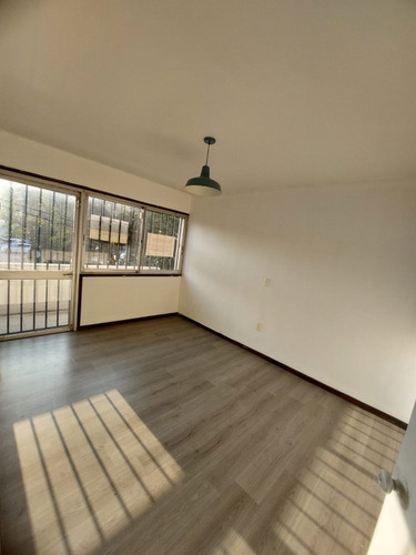 Casa Comercial, Excelente Conectividad