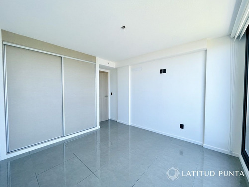 Imagen 8 de 13 de Piso Alto En Roosevelt, Un Dormitorio