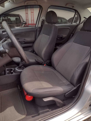 Volkswagen Voyage 2014 1.0 Trend Tec Total Flex 4p