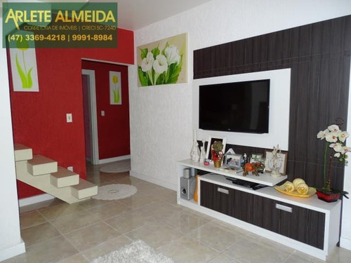 Imagem 12 de 15 de Casa No Bairro Centro Em Porto Belo Sc - 1299