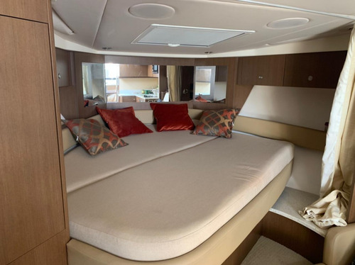 Imagem 9 de 15 de Sea Ray 375 Sundancer ( N Bayliner , Sessa , Phanton )