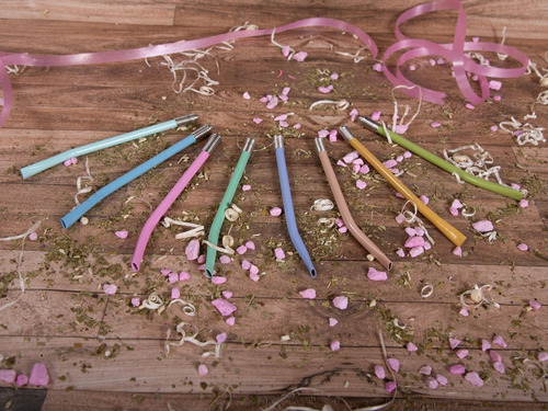 Imagen 5 de 5 de Bombilla De Aluminio Pintado Económica De Colores Para Mate