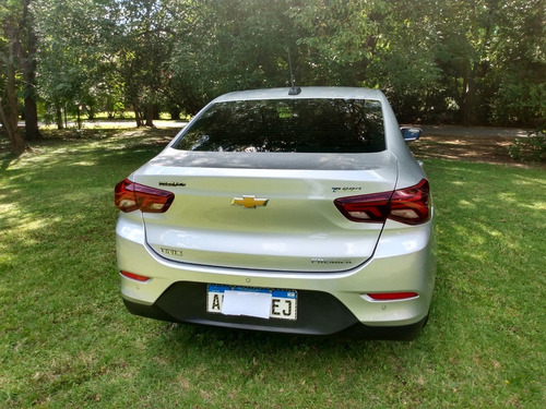 Chevrolet Onix Sedan 5 Puertas