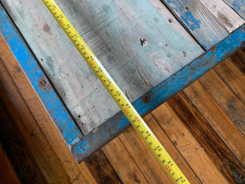 Mesa De Centro Metálica Con Madera Antigua (Usado)