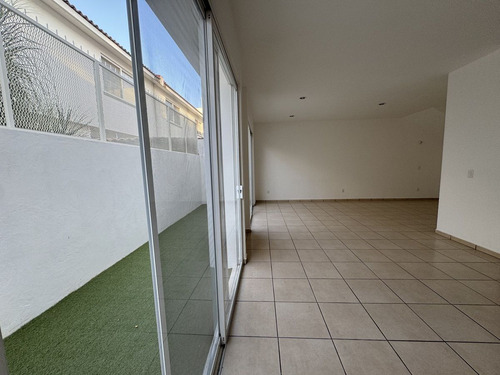 Casa En Venta En Claustros Delcampestre La Joya