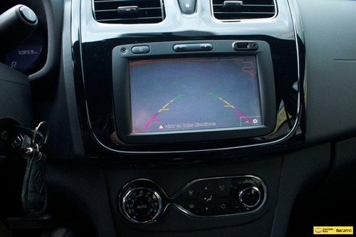 Imagen 25 de 25 de Renault Logan 1.6 Exclusive Automático