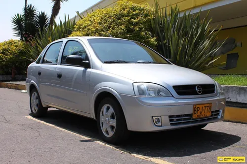 Chevrolet Corsa 1.8 Gls Evolution Mt