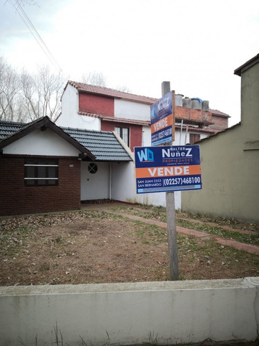 Casa En Venta En Mar De Ajó