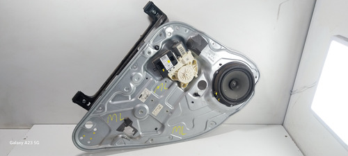 Máquina De Vidro Traseira Esquerda Ford Focus  2009/2013