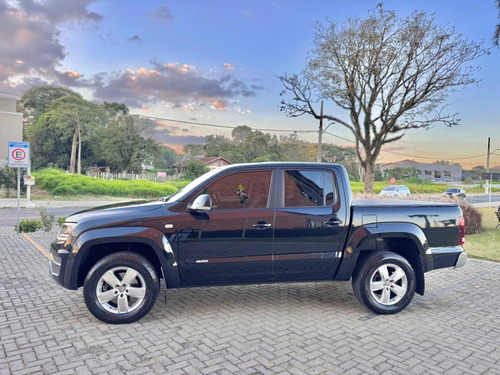 Volkswagen Amarok 3.0 Highline Cab. Dupla V6 4x4 Aut. 4p