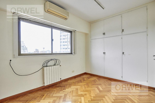 Imagen 13 de 30 de Duplex Tipo Casa Con Parrilla Y Terraza Propia - 4 Dormitorios - 2 Cocheras !!!