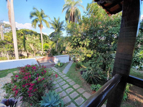 Casa À Venda- Bandeirantes (pampulha)