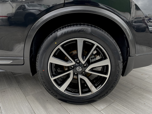 Nissan X-Trail 2.5 Exclusive 2 Row Cvt