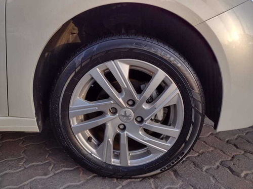 Imagem 11 de 15 de Peugeot 208 Active Parck Automatico Flex 2021