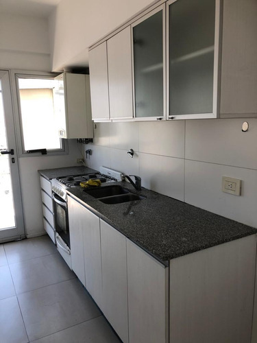 Alquiler! 2 Ambientes Con Cochera Y Amenities Franklin 2400 - Flores
