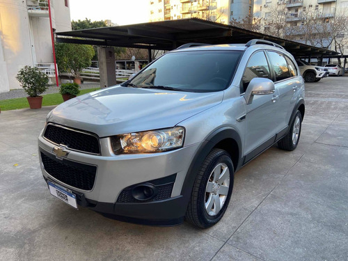 Imagen 1 de 15 de Chevrolet Captiva 2.4 Ls Mt Fwd 167cv 2014
