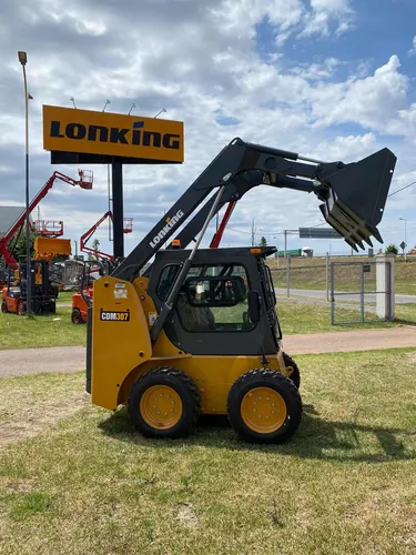 Mini Cargadora Lonking Cdm307